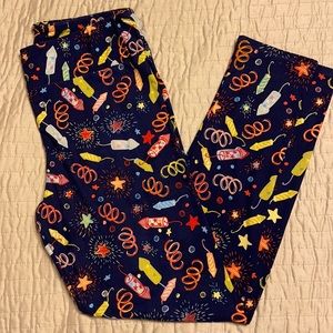 Like new lularoe firework leggings